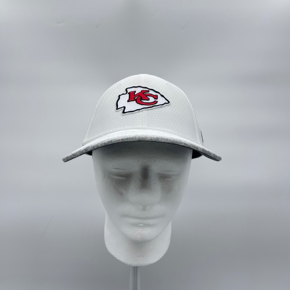 New Era 9FORTY Kansas City Chiefs OSFM Cap Super Bowl LIV Sideline Snapback Hat